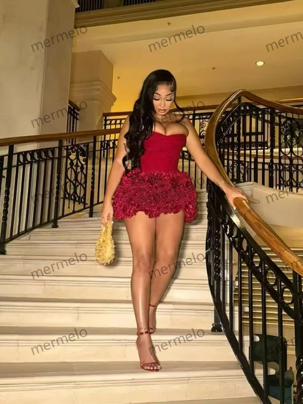 Vintage Women's Fashion Pleats Ruffles Prom Gala Cocktail Gown Senior Homecoming Gown Lace-Up Back Vintage Women's Fashion Pleats Ruffles Prom Gala Cocktail Gown Senior Homecoming Gown Lace-Up Back
