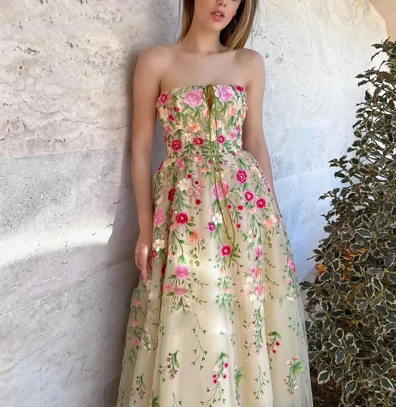 Women's Contemporary Clothing Flower Lace Graduation Party Dress Sexy Strapless Tea Long A-Line Celebrity Prom Gown Special Event Vestidos De Gala Women's Contemporary Clothing Flower Lace Graduation Party Dress Sexy Strapless Tea Long A-Line Celebrity Prom Gown Special Event Vestidos De Gala