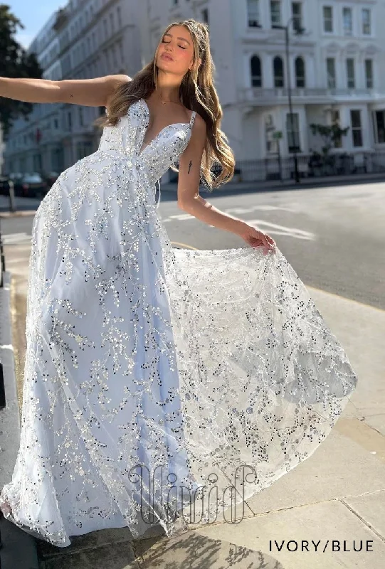 Stylish Women's Garments For Holidays Vidia Gown