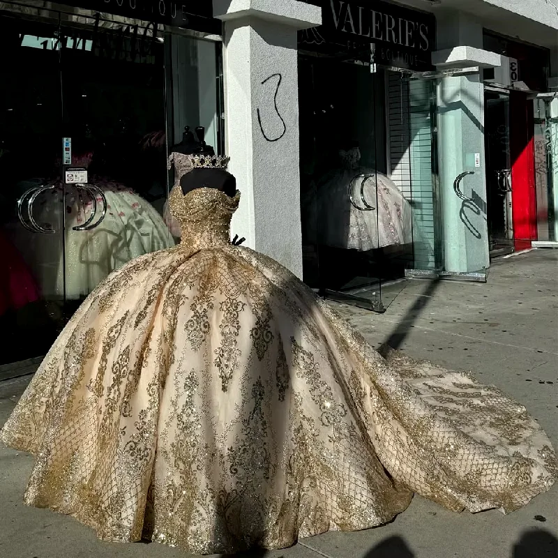 Extreme Clearance Deals Luxury Champagne Quinceanera Dresses Lace Appliqued Crystal Ball Gown Vestidos De Quinceañera Sweetheart Sweet Extreme Clearance Deals Luxury Champagne Quinceanera Dresses Lace Appliqued Crystal Ball Gown Vestidos De Quinceañera Sweetheart Sweet