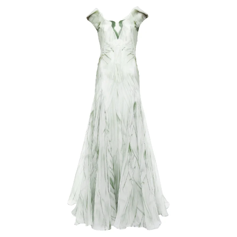Plus-Size Women's Clothing Alexander Mcqueen Angels Demons Portinari Altarpiec Organza Gown Plus-Size Women's Clothing Alexander Mcqueen Angels Demons Portinari Altarpiec Organza Gown