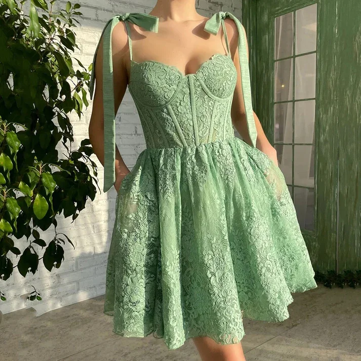 Classic Women's Clothing Styles Mint Green Lace Homecoming Dresses A-line Mini Birthday Party Gown Robe de Cocktail Spaghetti Straps Short Prom Wear S2576 Classic Women's Clothing Styles Mint Green Lace Homecoming Dresses A-line Mini Birthday Party Gown Robe de Cocktail Spaghetti Straps Short Prom Wear S2576
