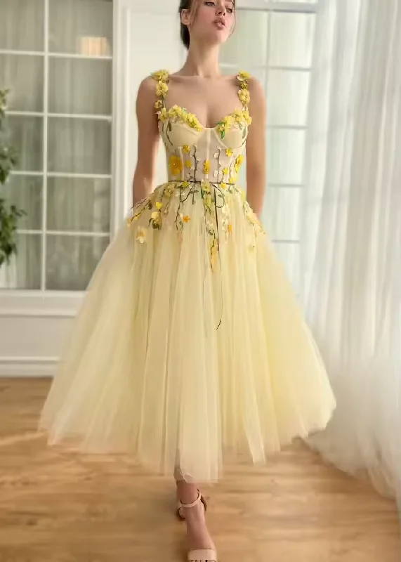 Flash Sale Or Flash Sales Spaghetti Straps 3D Flower Cocktail Dresses Lace Appliques Sleeveless Homecoming Gowns A-line Tea-length Prom Gowns customized Flash Sale Or Flash Sales Spaghetti Straps 3D Flower Cocktail Dresses Lace Appliques Sleeveless Homecoming Gowns A-line Tea-length Prom Gowns customized