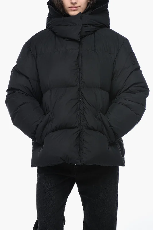 Women's Classic Outfit Off-White Turteneck Down Jacket with Logo Patch