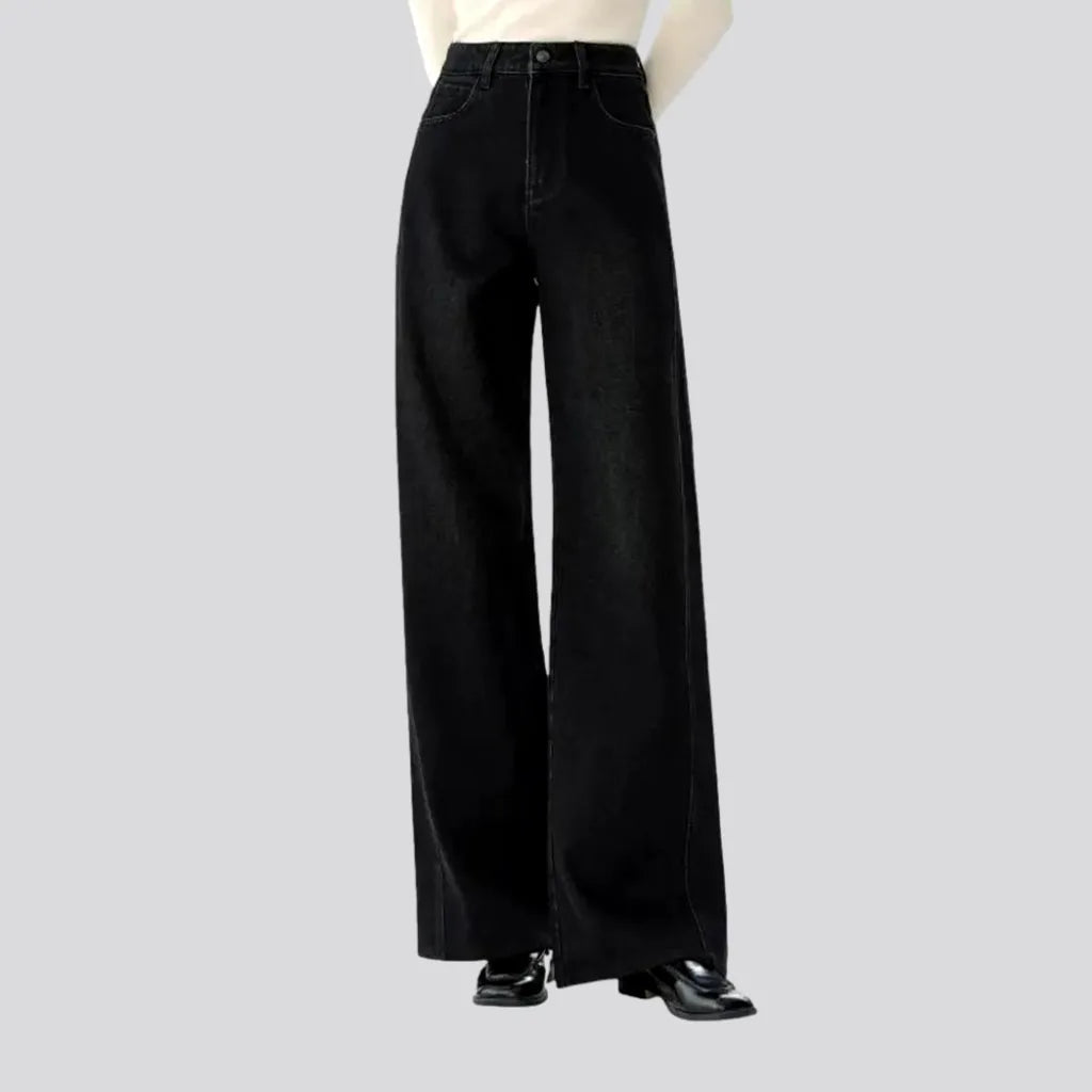 Women's Travel Attire Fashionable abraded wide fit jeans for women