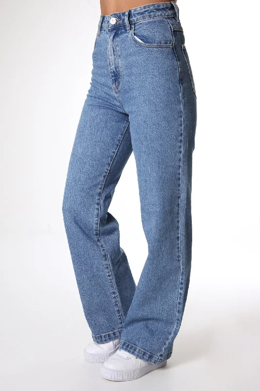Women's Vacation Garments A 94 High & Wide Jean Debbie