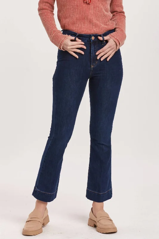 Women's Clothing For Outdoor Activities Jeanne High Rise Cropped Flare Jeans In Star Demand Women's Clothing For Outdoor Activities Jeanne High Rise Cropped Flare Jeans In Star Demand