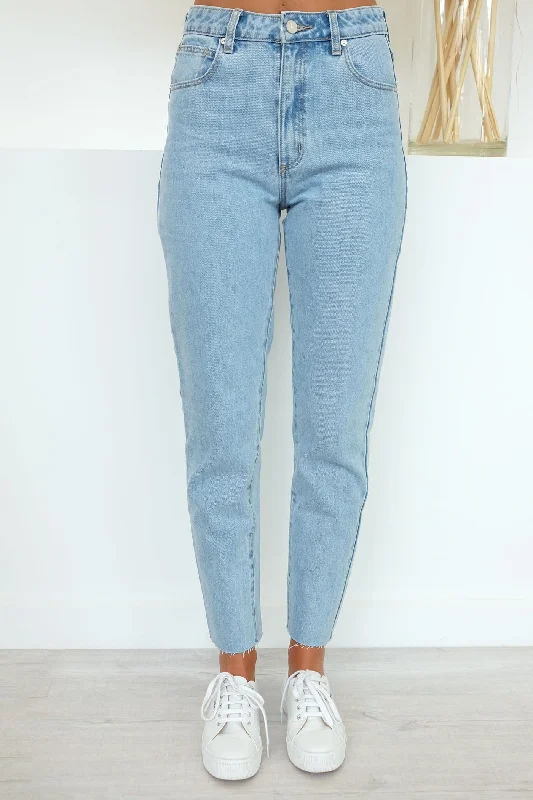 Women's Clothing Apparel Sets A 94 High Slim Jean Walk Away