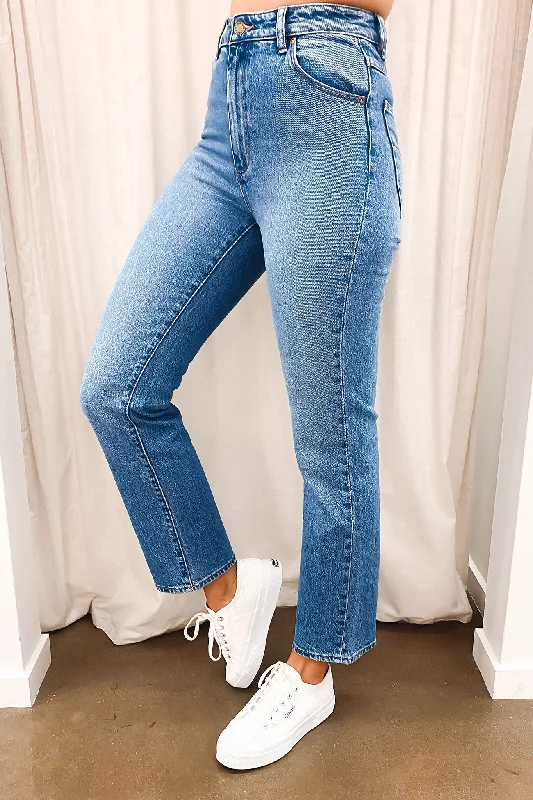 Charming Everyday Clothing For Women Original Straight Jean Brad Blue