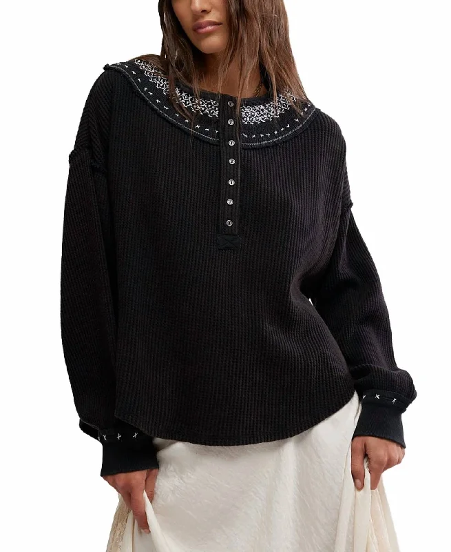 Women's Trendy Outfits Holly Henley Sweater In Black